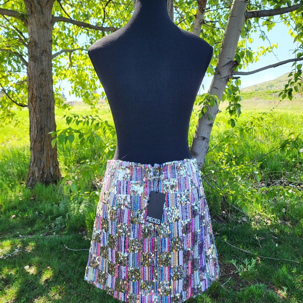 Sequin Multicolor Mini Skirt - Picture 3 of 10